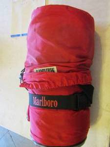 lot 171 image: Marlboro sleeping bag
