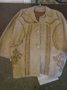 lot 244 image: very beautiful leather womans jacket has amazing details