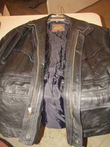 lot 252 image: World alliance mens leather jacket LG