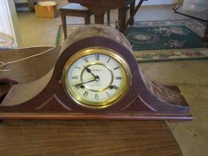 lot 257 image: Waltham 31 day chime mantle clock