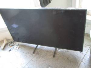lot 321 image: lg flat screen TV