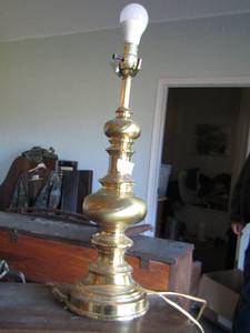 lot 323 image: brass lamp