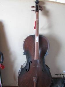 lot 365 image: CELLO