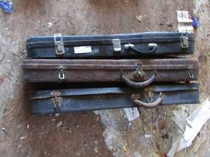 lot 370 image: qty 3 empty instrument cases