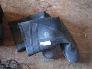 lot 373 image: black rain boots unknown size