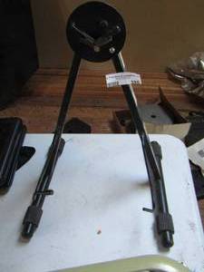 lot 395 image: guitar stand