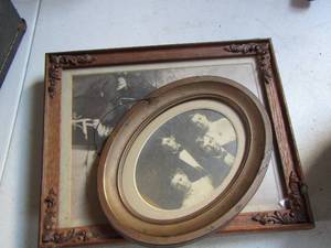 lot 396 image: qty 2 vintage photos