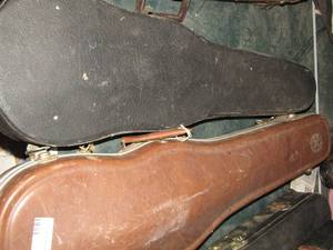 lot 435 image: qty 2 empty VIOLIN instrument cases