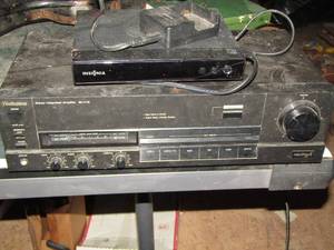 lot 441 image: insignia dvd player, techneics stereo integrated amplifier