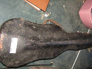 lot 443 image: violin case