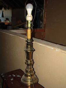 lot 451 image: brass lamp no shade