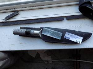 lot 497 image: knife