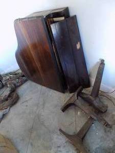 lot 502 image: harpsichord needs restoration