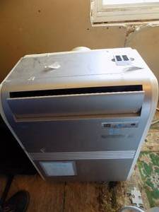 lot 513 image: commercial cool ac