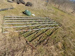 lot 543 image: livestock gates qty 3 10ft