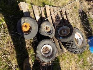 lot 548 image: wheelstires for lawn equipment