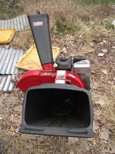 lot 4 image: Yard machine mtd, 3 way system 6.5hp dedicated chipper, rake In chute , drop in hopper model # 24A-464B06255711, serial number 1f21gb0219