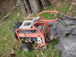 lot 117 image: Husqvarna 020524 3300 Max psi  pwma pw101 pressure washer unknown condition