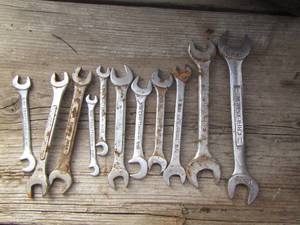 lot 143 image: OPEN & BOXED END Wrenches  QTY 11