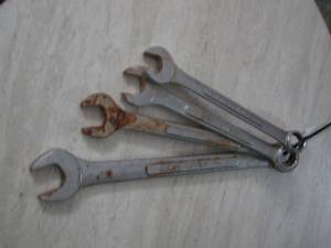 lot 43 image: OPEN & BOXED END Wrenches  QTY 4