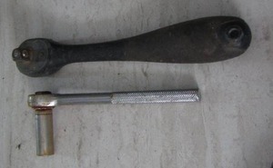 lot 30 image: 2 socket wrenches