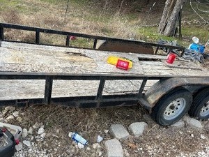 lot 2 image: 16 FOOT TRAILER -BILL OF SALE - NEEDS  FLOORING REPAIRED,  NEEDS WELDING AT   TRAILER JACK