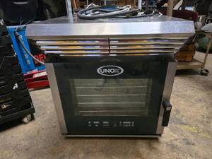 lot 2 image: LIKE NEW Unox XAV305 Table Top Electric Steaming Oven w Unox XAC315 Hood