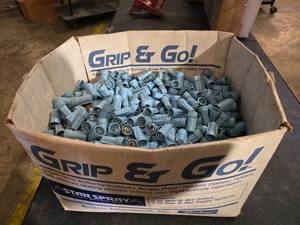 lot 90 image: MASSIVE Box of 14-6 AWG B4 Wire Connectors.  There must be THOUSANDS in the box.