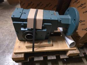 lot 171 image: NEW Dodge Combination Tigear Right Angle C-Face 151 Gear Reducer, Model C262T8N180