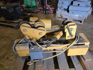 lot 202 image: ACCO Wright-Way 2 Ton Hoist Assembly