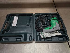 lot 186 image: Hitachi D10VH Corded Variable Speed Drill w Bits & Case