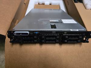 lot 200 image: Dell PowerEdge 2950 Server w Hard Drives