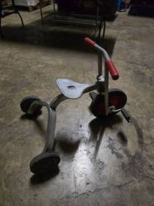 lot 306 image: Mid-Century Aluminum & Red Pedal Tricycle