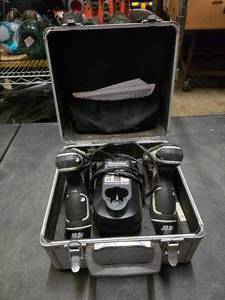 lot 309 image: Makita 2 Piece Cordless Combo Kit w Charger & Case