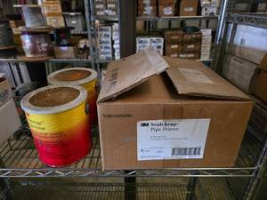 lot 316 image: 6 Gallons of 3M Scotchrap Pipe Primer