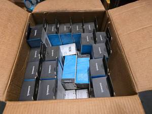 lot 317 image: Large Box of Approx 50 Garmin GPS Carrying Cases