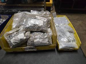 lot 323 image: Large Lot of Keylock Inserts