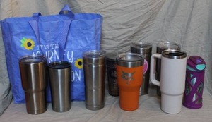 lot 61 image: Bag full of tumblers