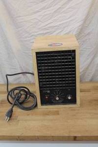 lot 102 image: Purifier model XL15