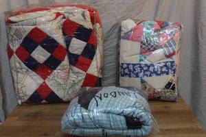 lot 118 image: Quilts