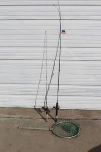 lot 143 image: Fishing pole and net see pictures for brands