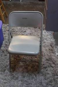 lot 208 image: metal folding chair