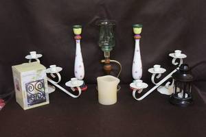 lot 225 image: Candle holders