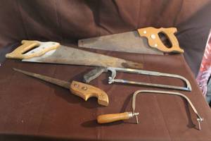 lot 236 image: Collection of saws