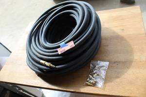 lot 307 image: rubber air hose with quick-connect fittings,