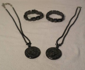 lot 324 image: hematite jewelry items