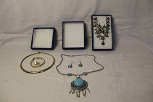 lot 344 image: 3- jewelry sets