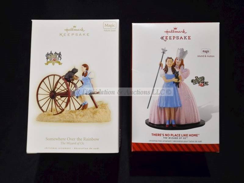 lot 350 image: Hallmark keepsake Oz ornaments