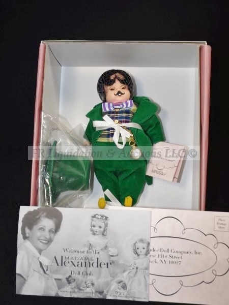 lot 42 image: Madame Alexander doll