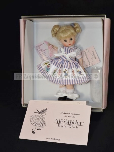 lot 43 image: Madame Alexander doll